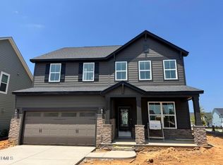 16 Calming Pl, Fuquay Varina, NC 27526