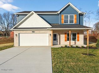 8208 Roseborough Rd, Louisville, KY 40228