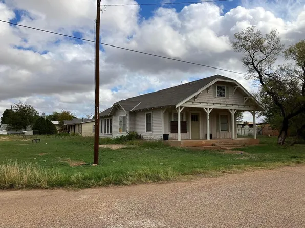508 W 9th St, Robert Lee, TX 76945