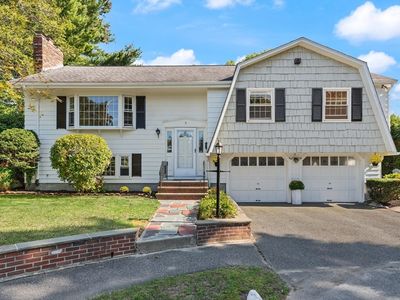5 Crest St, West Roxbury, MA, 02132