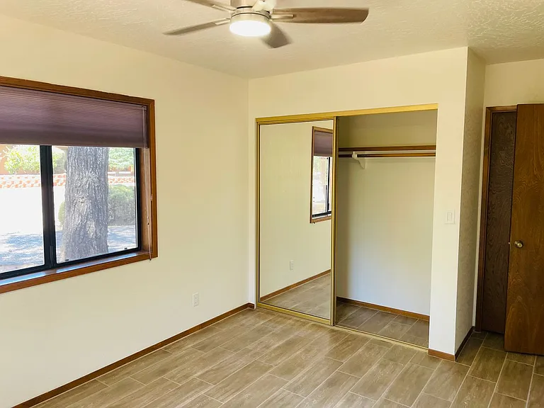 110 Valley Trl — Photo 17