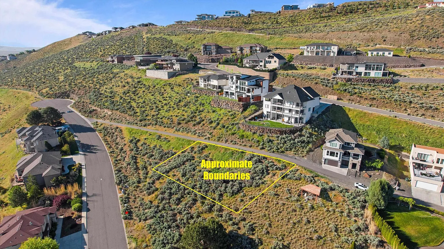 464 Agier Dr photo 1