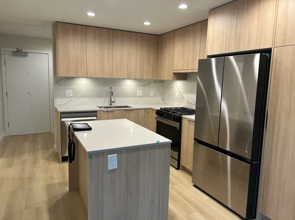 20049 82nd Ave #B321, Langley, BC V2Y 2A8