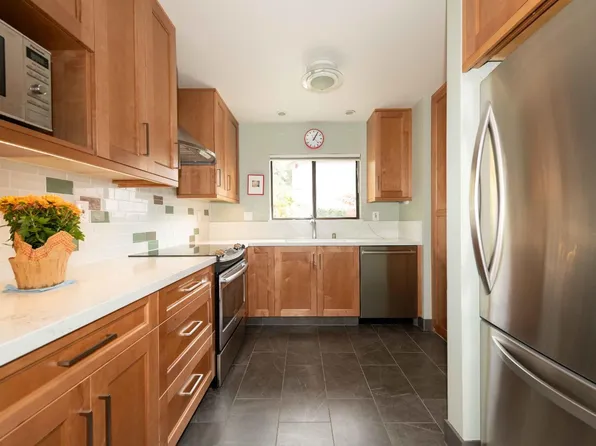 4 Picadilly Court, San Rafael, CA 94903