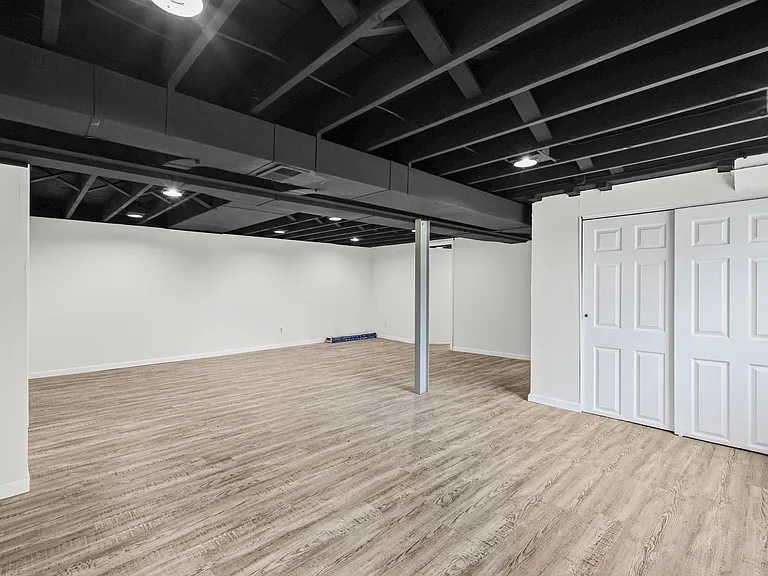 10325 Lookaway Dr — Photo 41