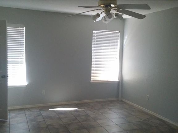 2nd image of 708 Aries Dr