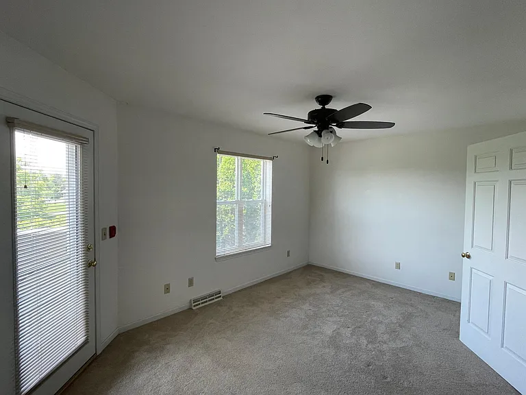 2100 Jackson St — Photo 13