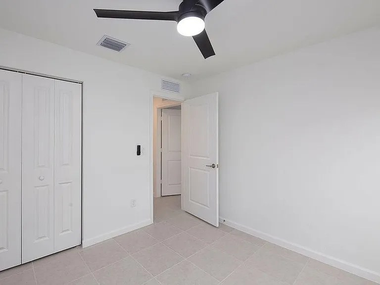 11146 NW Fernbrook Dr — Photo 28