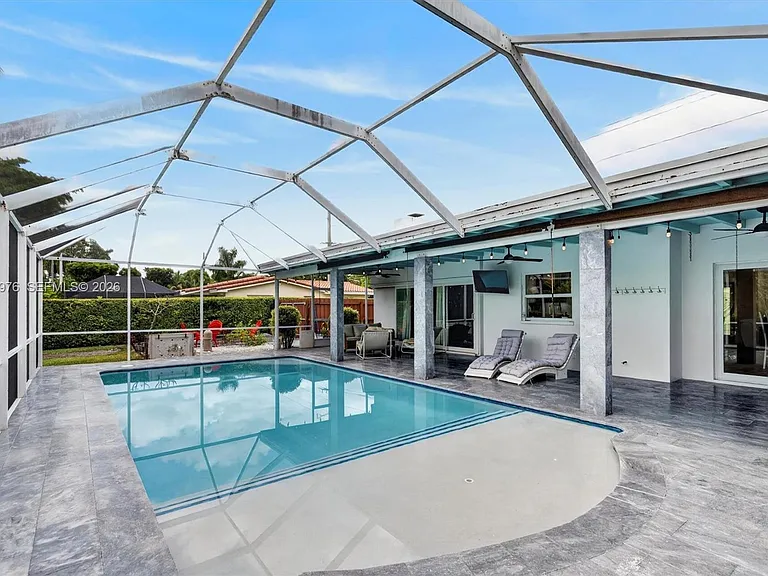 16840 SW 87th Ave — Photo 15