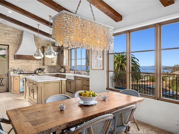 2100 Crestview Dr, Laguna Beach, CA 92651