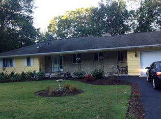 812 Larchmont Cir, Elmira, NY 14905