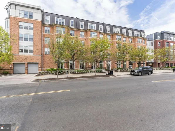 1391 Pennsylvania Ave SE Unit M08, Washington, DC 20003
