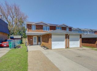 90 Ralgreen Cres, Kitchener, ON N2M1T9