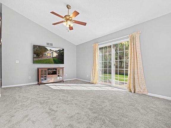 3rd image of 10328 N Antcliff Rd