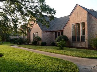 32802 Waltham Xing, Weston Lakes, TX 77441