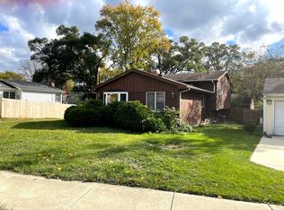 215 W Naperville Rd, Westmont, IL 60559