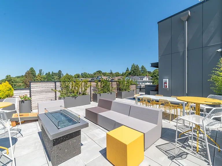 750 11th Ave E #207 — Photo 20