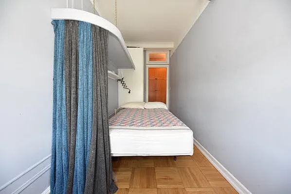 Rented by Buchbinder & Warren | media 19