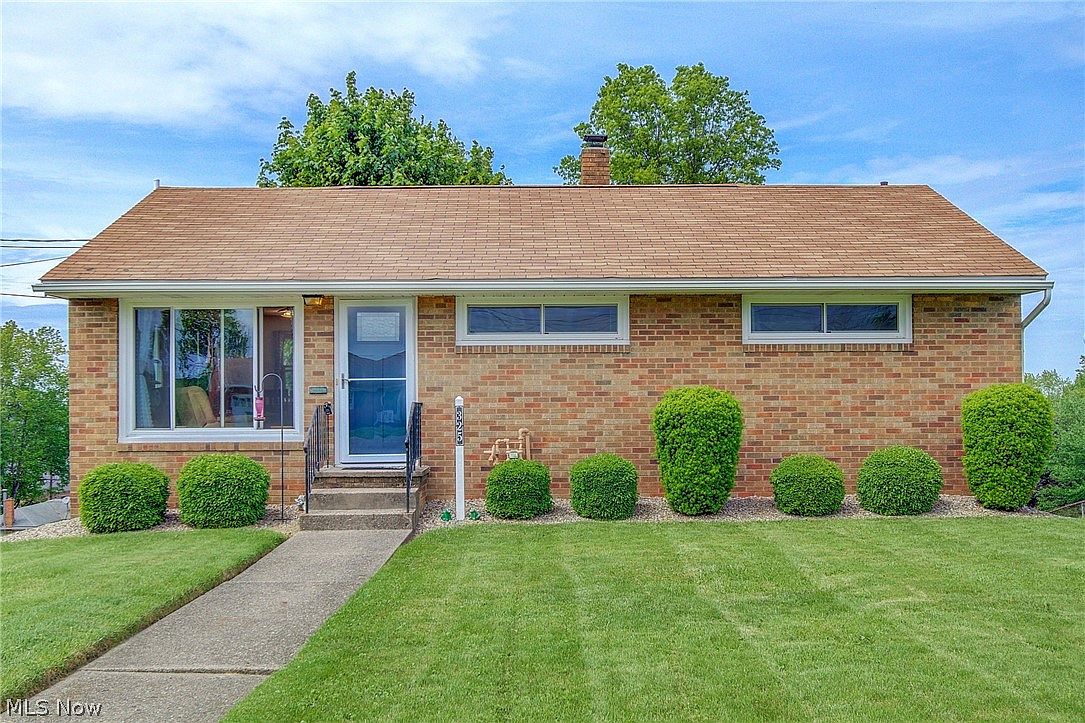325 Liberty St E, East Canton, OH 44730 Zillow