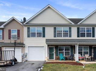 96 Fuzzy Tail Dr, Ranson, WV 25438