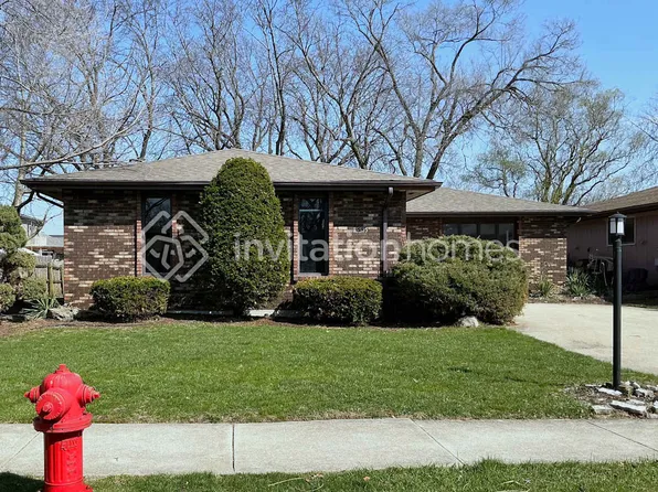 15515 Long Ave, Oak Forest, IL 60452