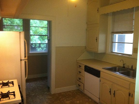 4th image of 631 Kirby Pl