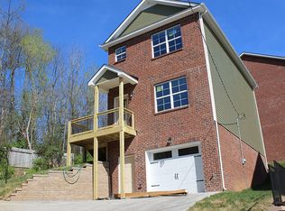 113 W Washington St, Clarksville, TN 37040