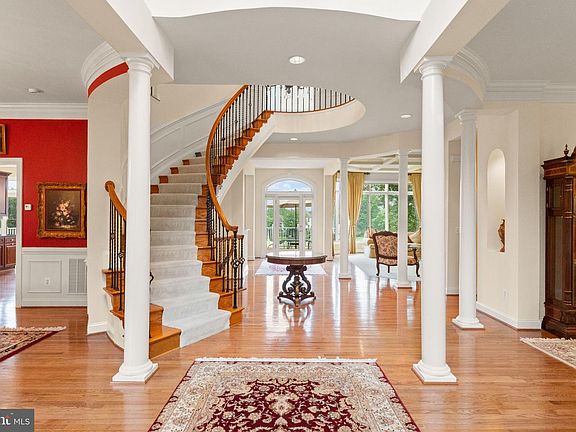 4th image of 43515 Butler Pl