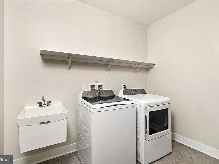 2906 Justin Dr — Photo 20