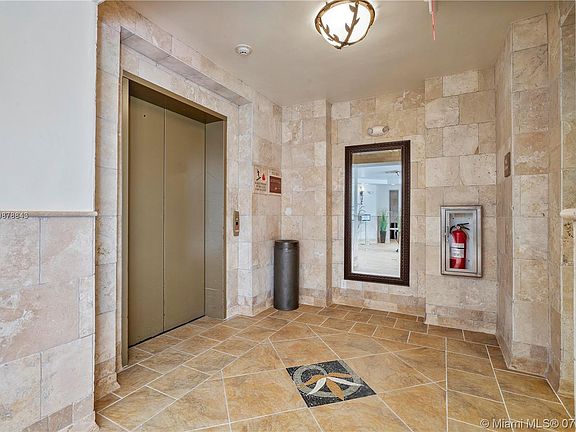 3rd image of 2925 NW 126th Ave APT 325-1