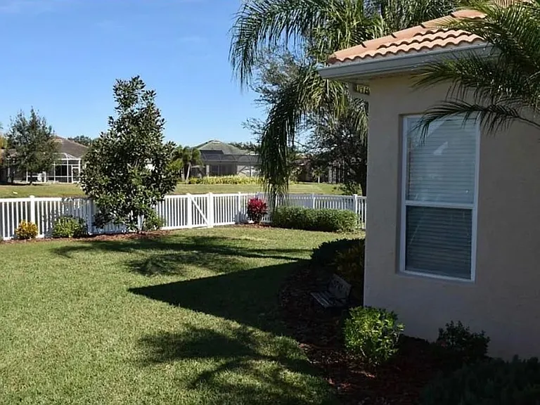 7779 Arolla Pine Blvd — Photo 9