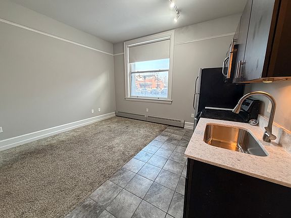 2nd image of 25 Johnson Park #106