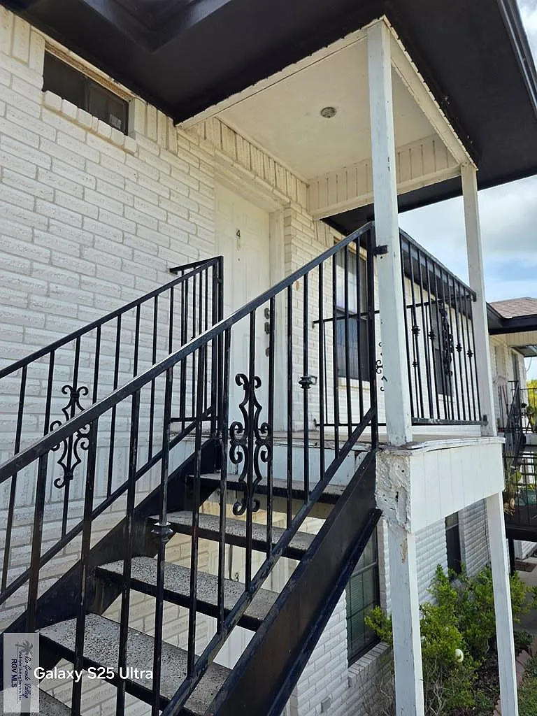 Building Photo - 1898 Morningside Rd #4