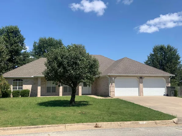 2903 Graystone Dr, Paragould, AR 72450