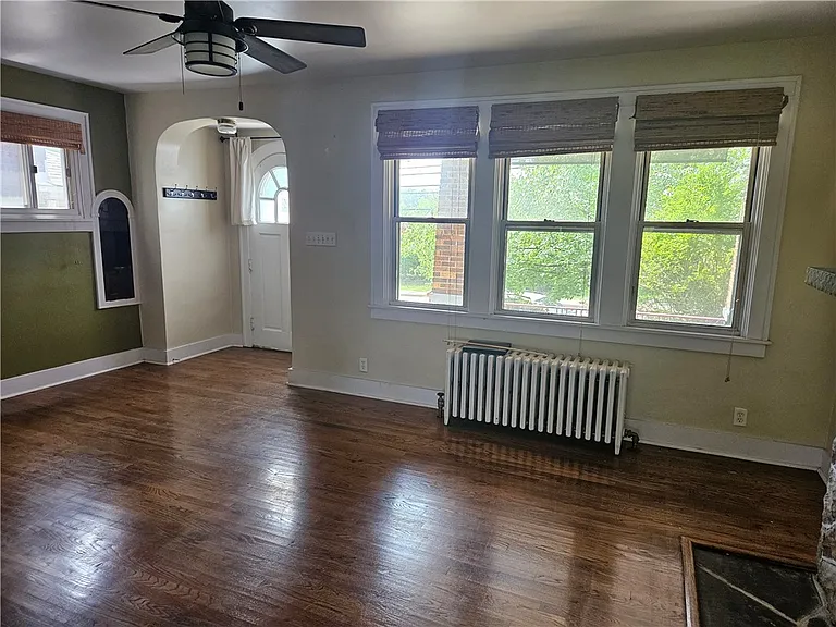 713 Hazelwood Ave — Photo 6