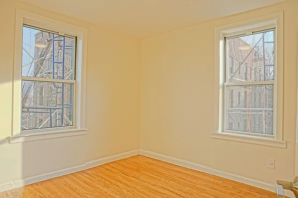 Rented by Compass | media 7