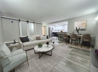 35 W 25th St #1H, Bayonne, NJ 07002
