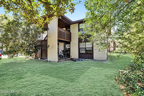 476 Bentwood Ln #D Photo 1