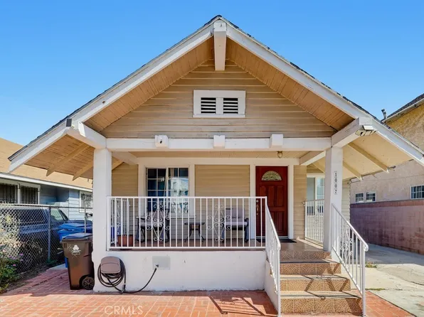 1007 E 42nd Pl, Los Angeles, CA 90011
