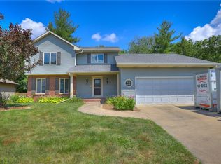 162 S Hillcrest Blvd, Decatur, IL 62522