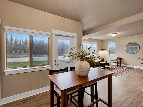 3rd image of 3904 Mullan Rd #3930-302