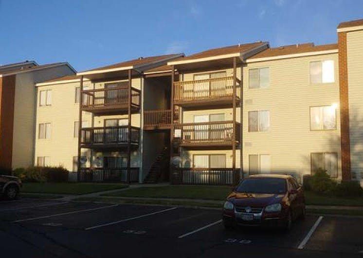 2nd image of 70 Wells Ct