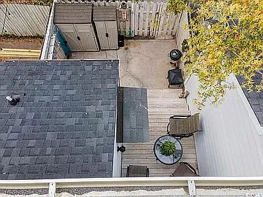 406 74th Ave N #C — Photo 17