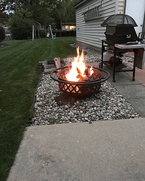1st image of 829 Panorama Dr