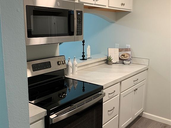 5th image of 1700 Lake Park Drive SW #2