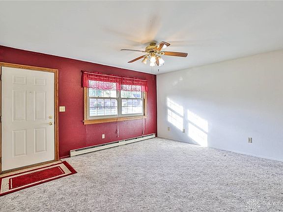5th image of 2401 Highland Ct