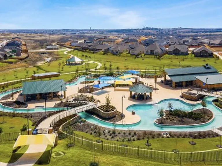 Esperanza Dr — Photo 14