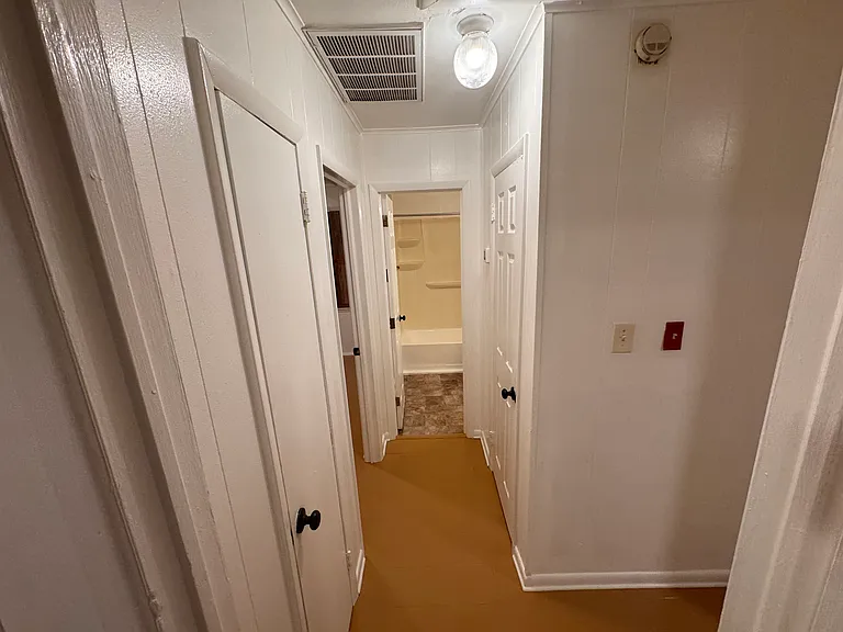 504 Ford Rd — Photo 6