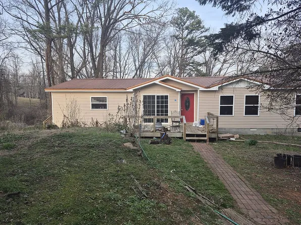 102 Goodson Ln, Somerville, AL 35670