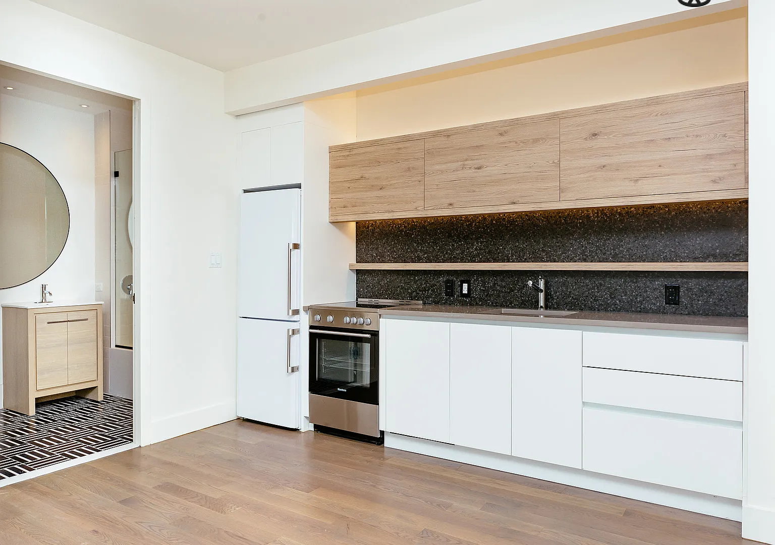 1068 Fulton Street — Photo 3